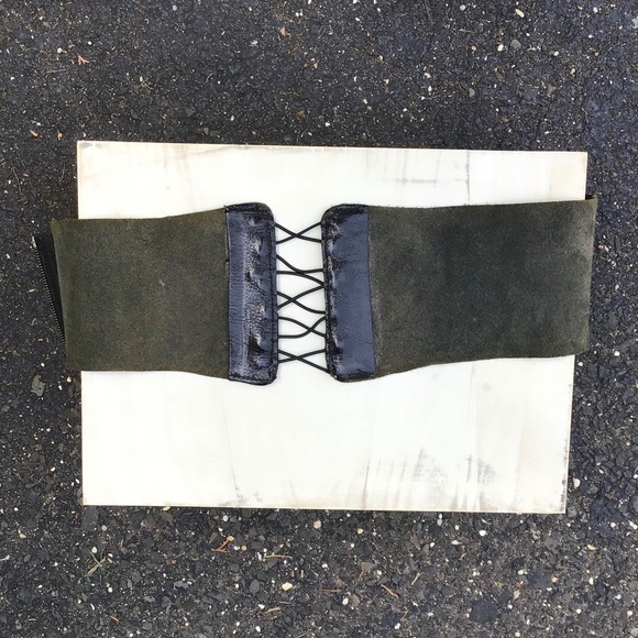 Black leather corset style silver zipper belt OS - Picture 3 of 5